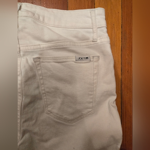 Joe's White Skinny Jeans - Picture 5 of 11